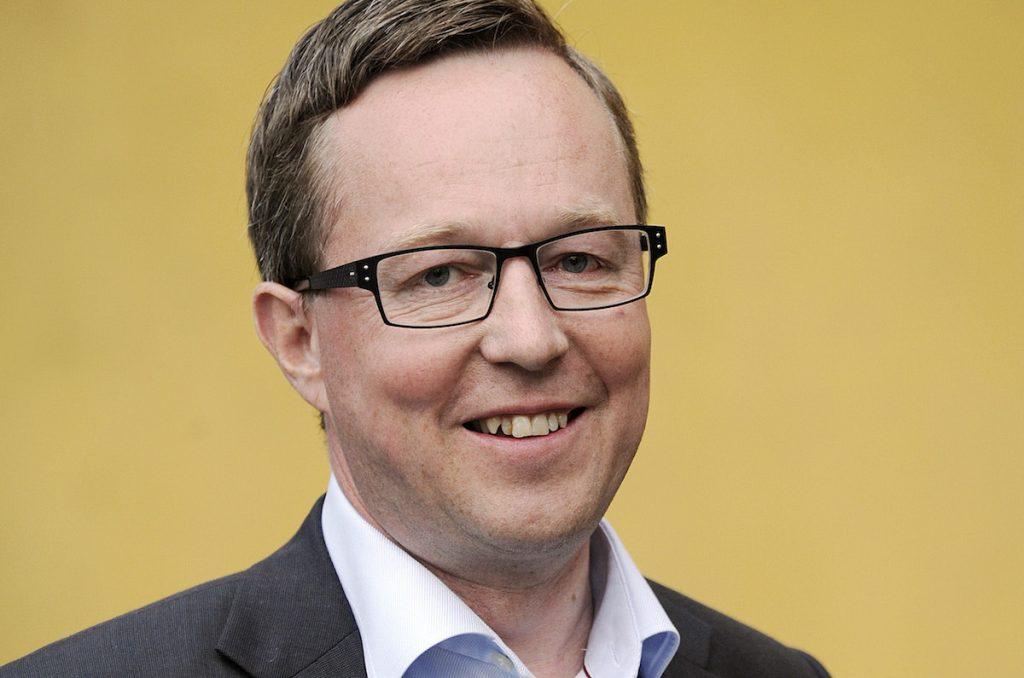 Toholampilainen Mika Lintilä valittiin Olli Rehnin työtä. Lintilä ottaa vastuulleen elinkeinoministeriön.